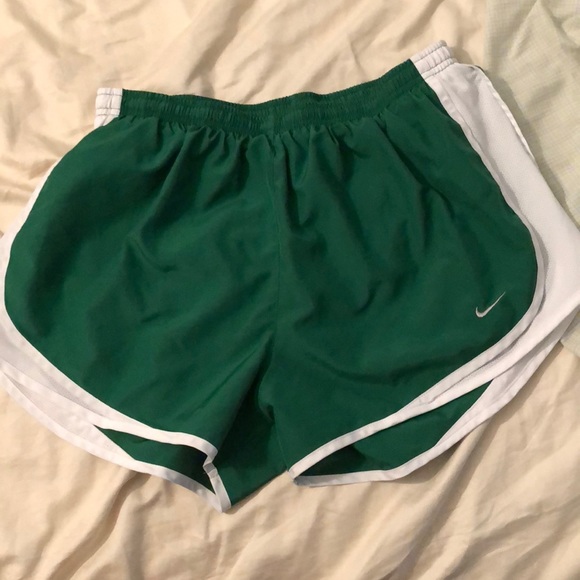 nike air purple and black